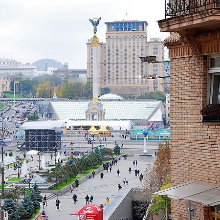 Apartments On Independence Square Киев Экстерьер фото