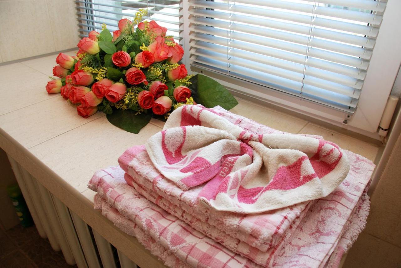 Apartments On Independence Square Киев Номер фото