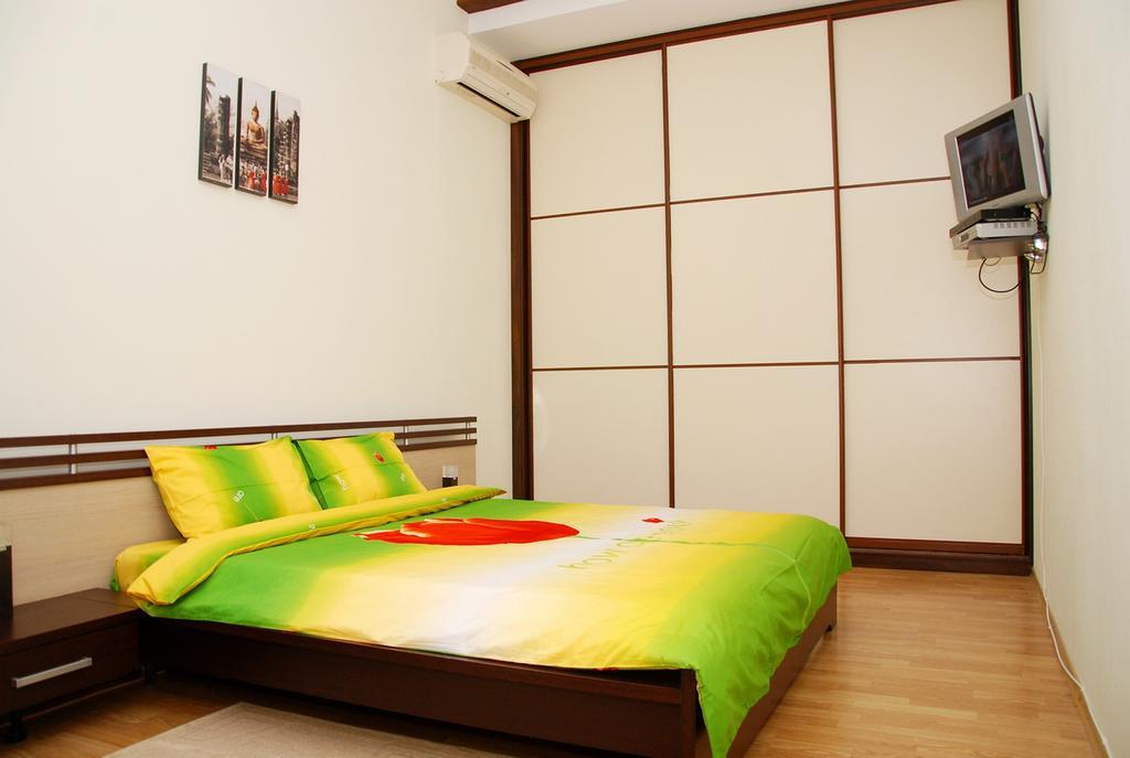 Apartments On Independence Square Киев Экстерьер фото